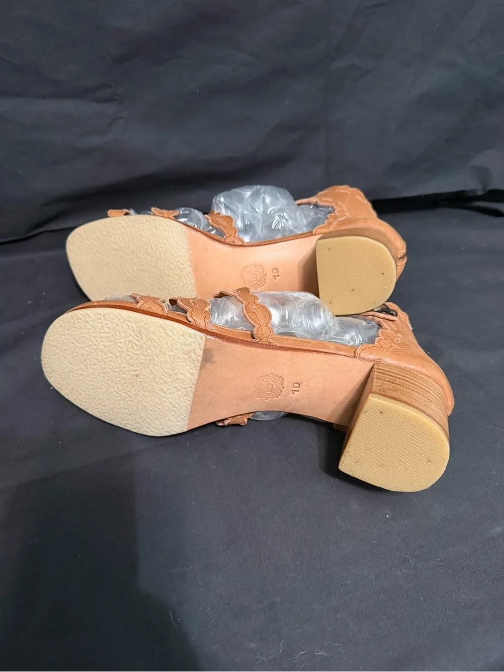 Bali Elf seaside leather Scalloped Strap Heeled zippered Sandals Brown Sz 10